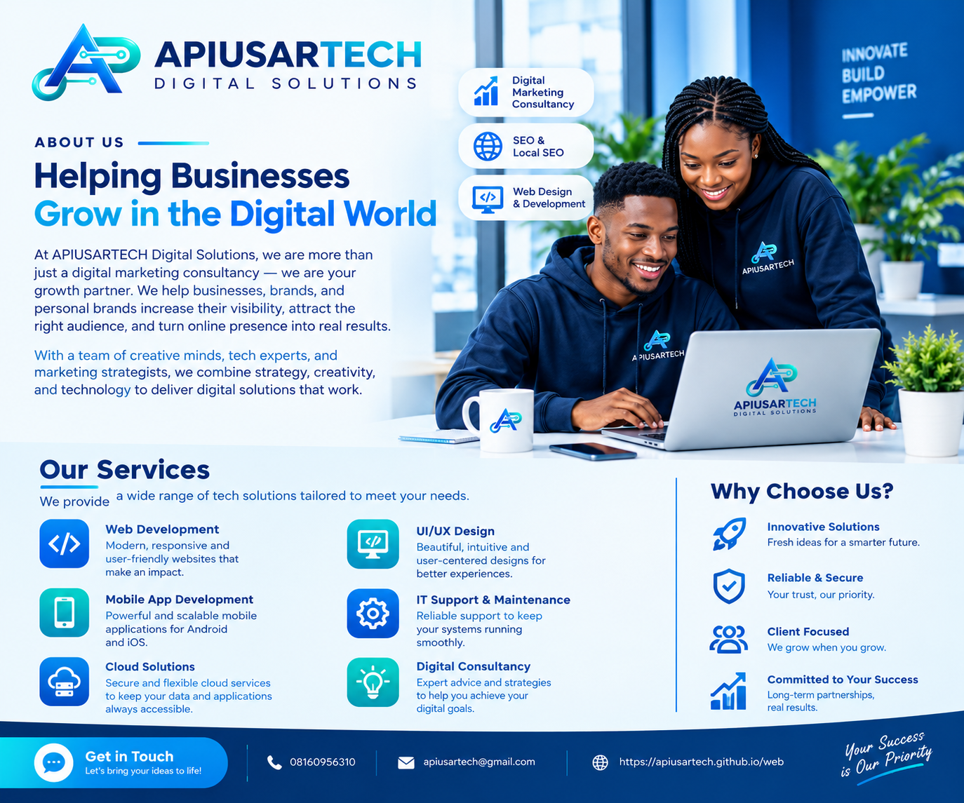 APIUSARTECH team collaborating on a marketing strategy